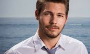 Scott Clifton