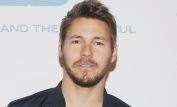 Scott Clifton