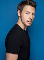 Scott Clifton