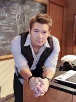 Scott Clifton