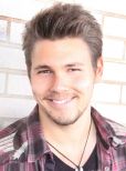 Scott Clifton