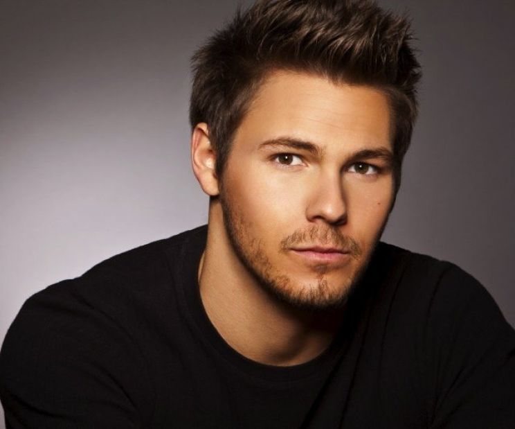 Scott Clifton