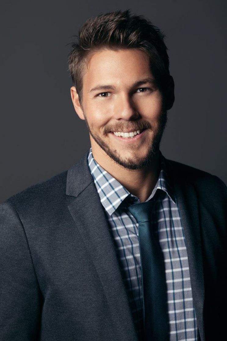 Scott Clifton