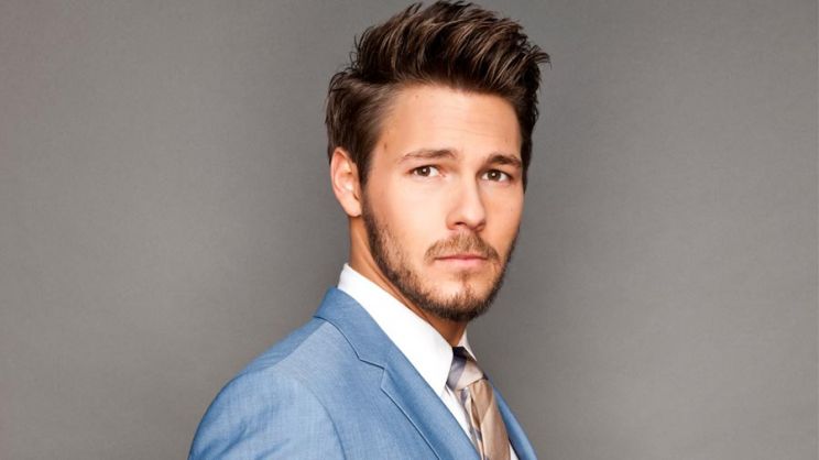 Scott Clifton