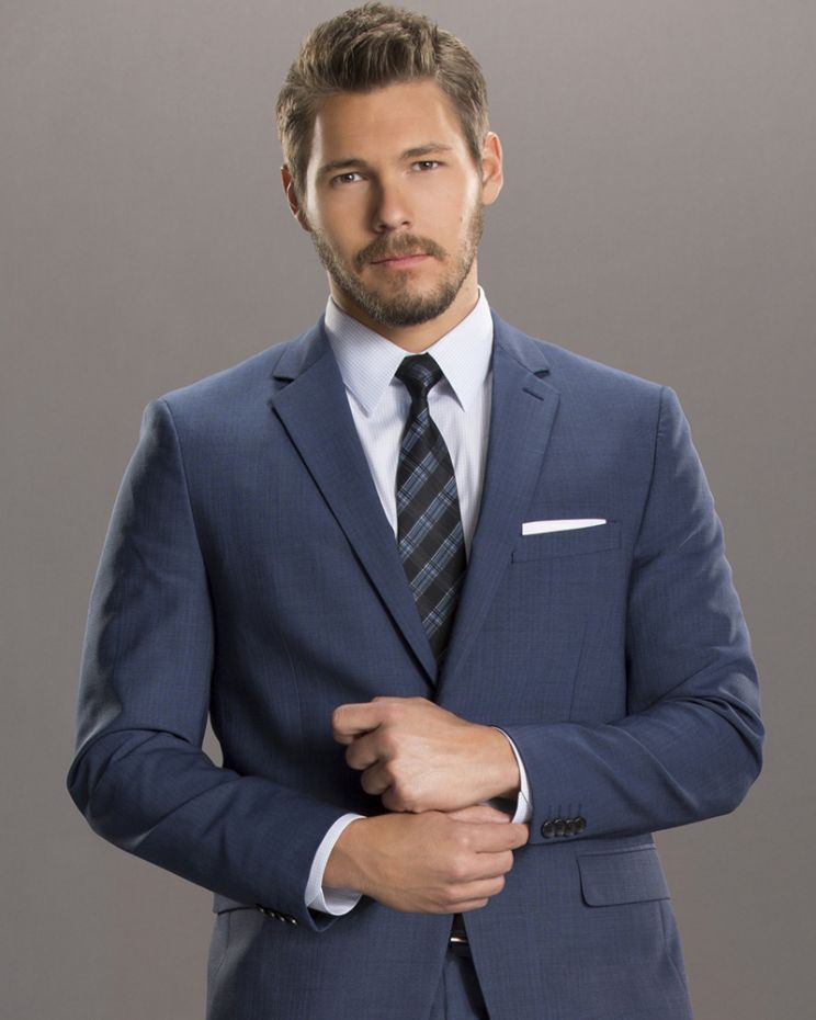 Scott Clifton