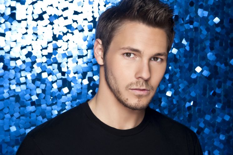 Scott Clifton
