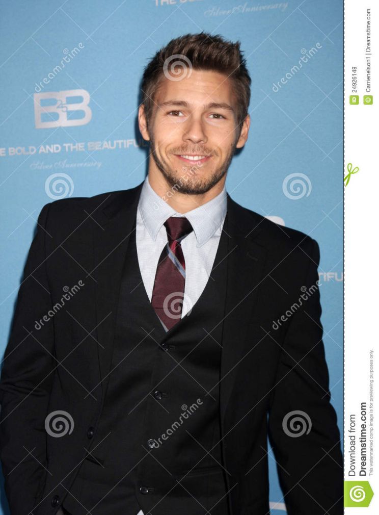 Scott Clifton