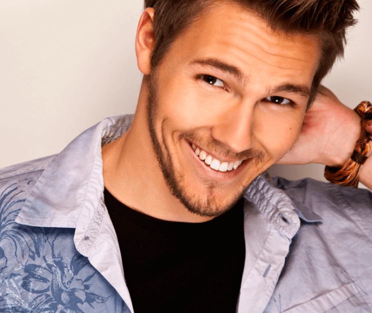 Scott Clifton