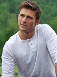 Scott Eastwood