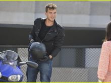 Scott Michael Foster