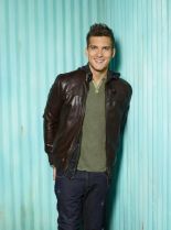 Scott Michael Foster photo