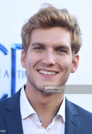 Scott Michael Foster