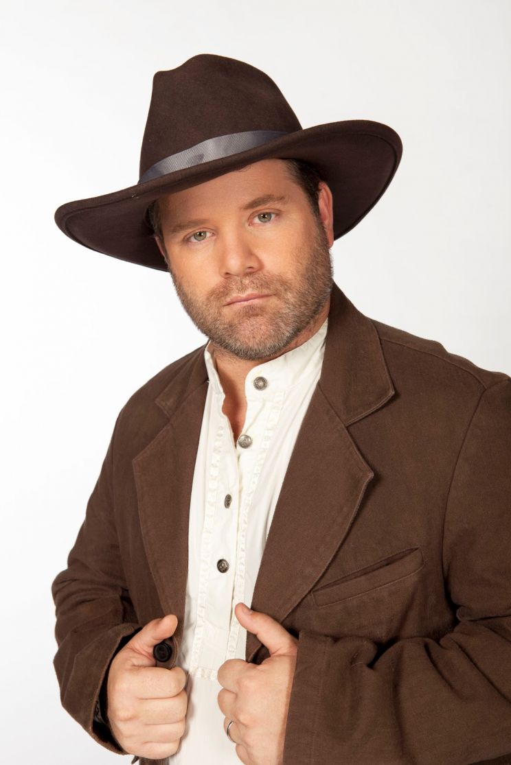 Sean Astin