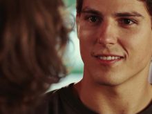 Sean Faris photo