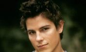 Sean Faris