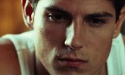 Sean Faris