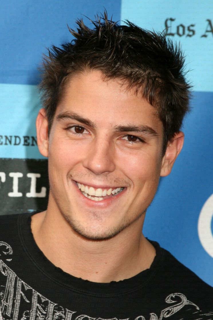 Sean Faris.