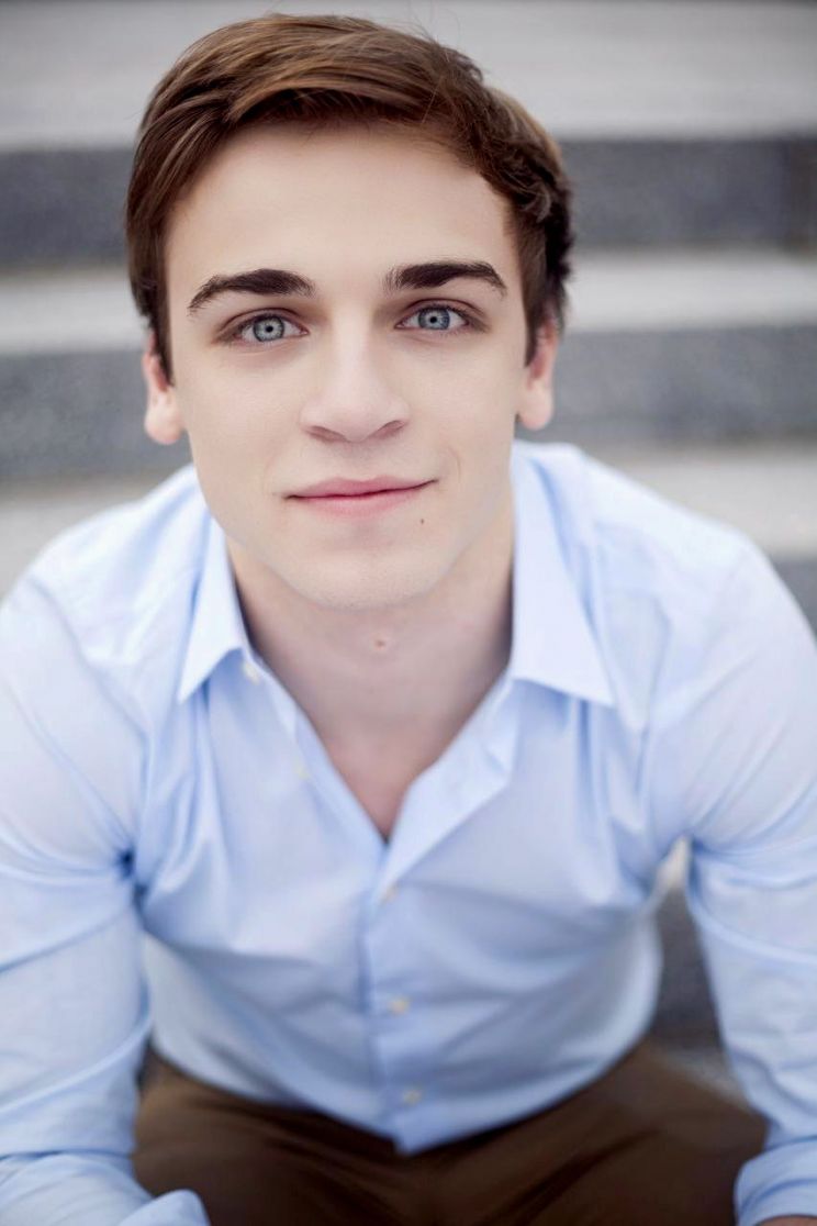 Sean Grandillo.