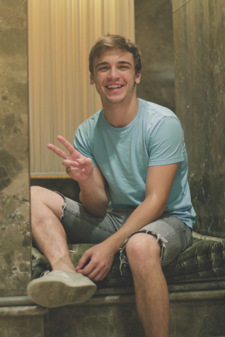 Sean Grandillo