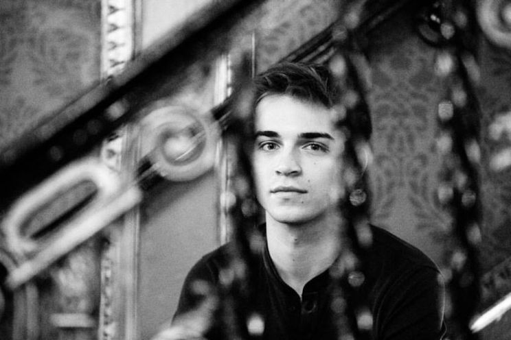Sean Grandillo