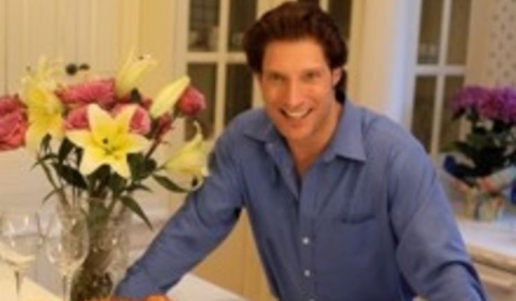 Sean Kanan
