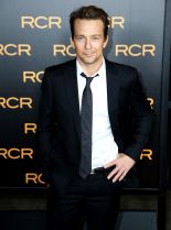 Sean Patrick Flanery #74944 picture (Portrait Medium)
