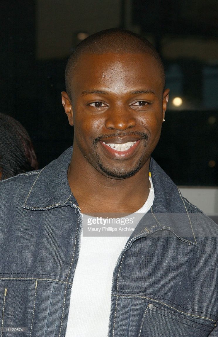 Sean Patrick Thomas