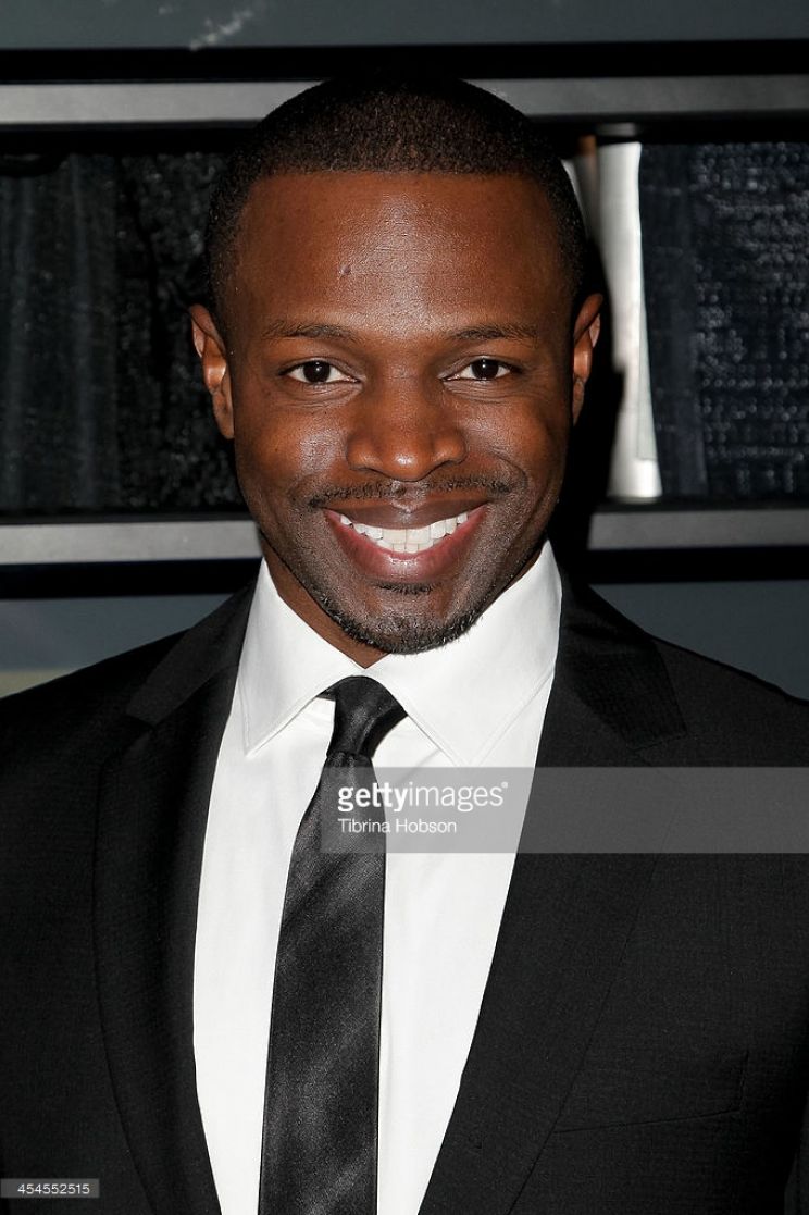 Sean Patrick Thomas