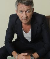 Sean Pertwee