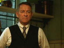 Sean Pertwee