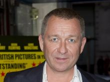 Sean Pertwee