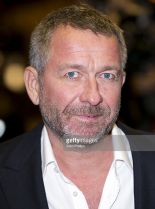 Sean Pertwee