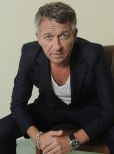 Sean Pertwee