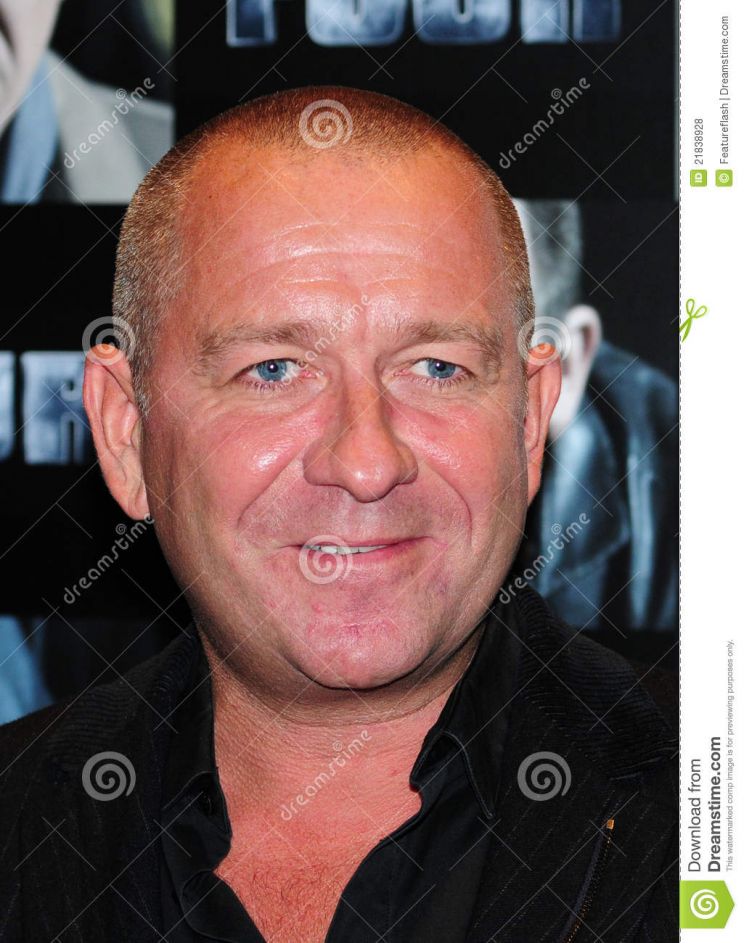 Sean Pertwee