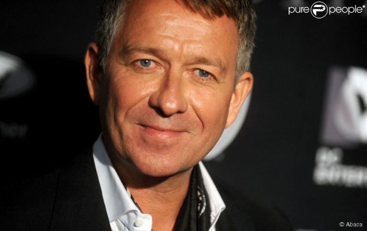 Sean Pertwee