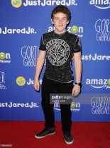 Sean Ryan Fox #1320960 picture (Portrait Medium)