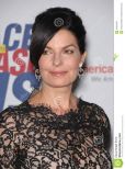 Sela Ward