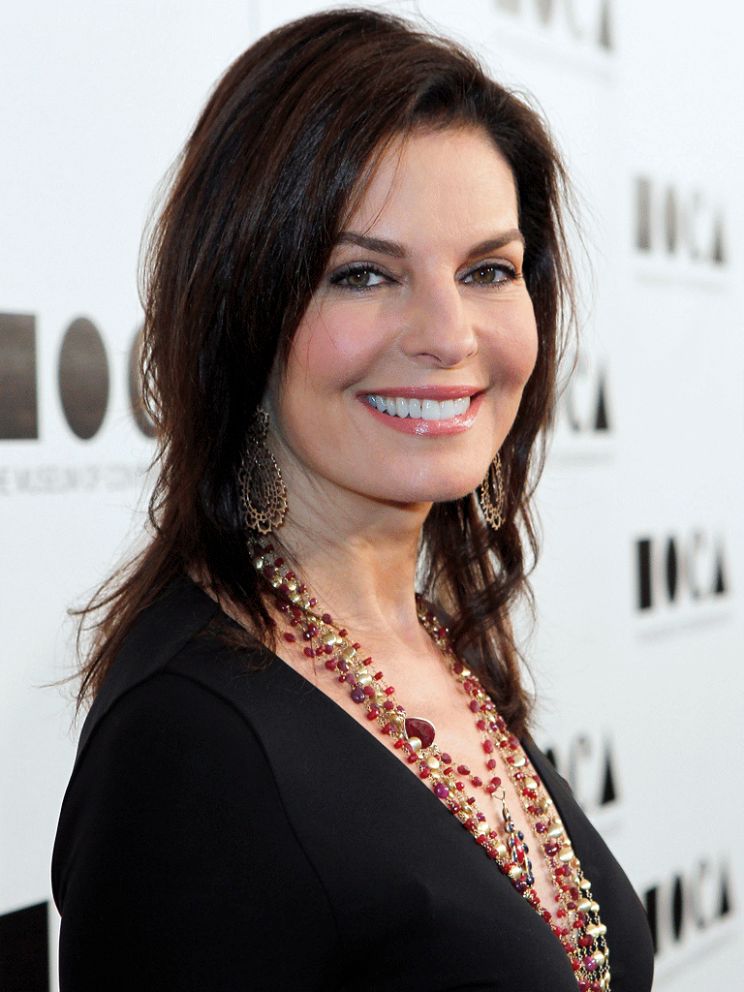 Sela Ward