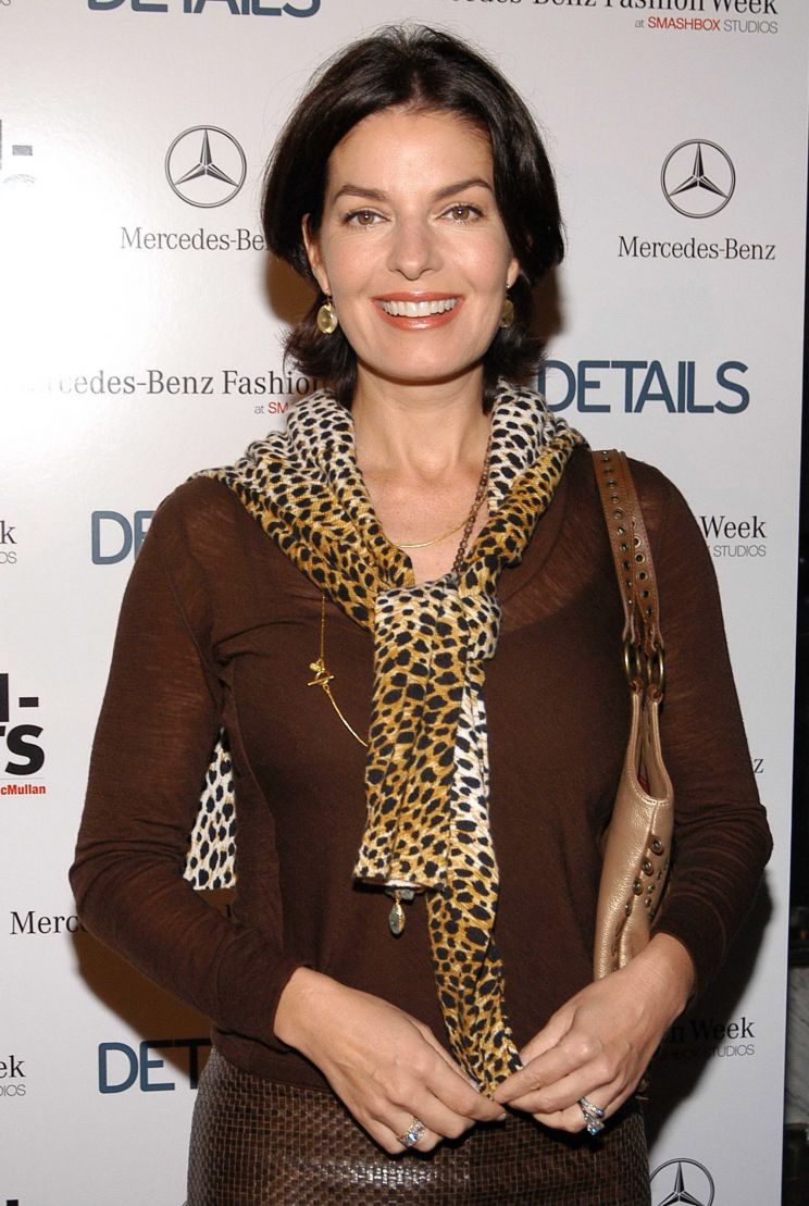 Sela Ward