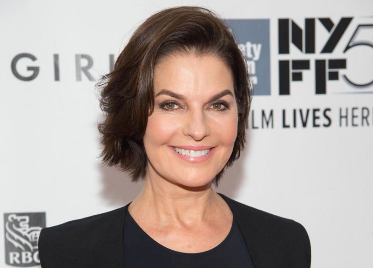 Sela Ward