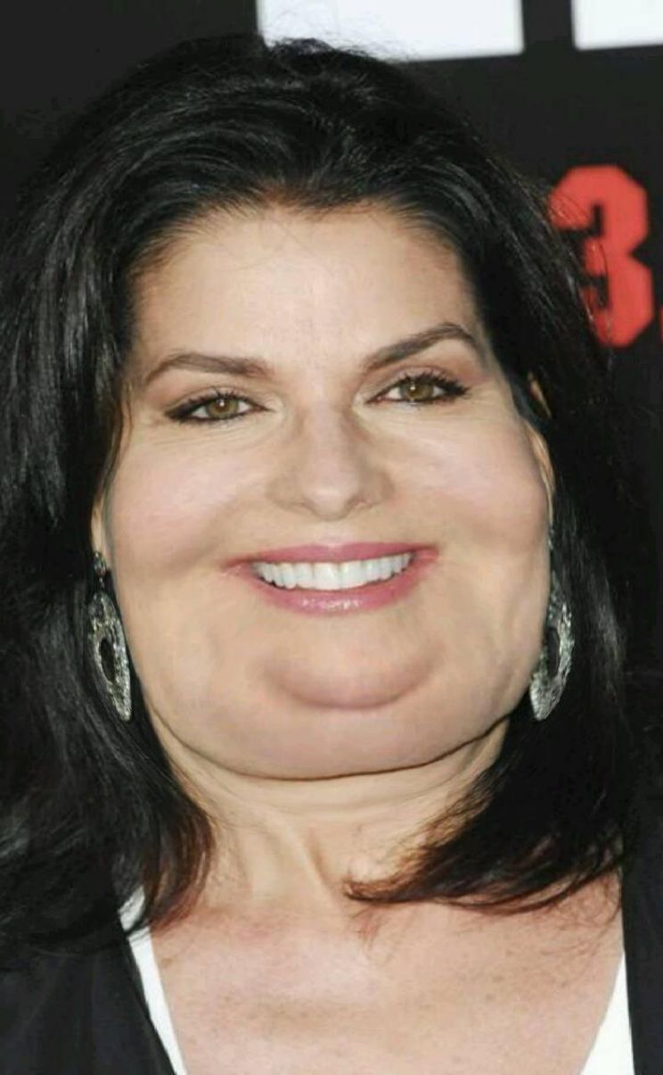 Sela Ward