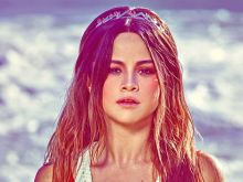 Selena #562257 picture (Landscape Medium)
