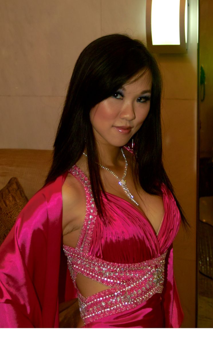Selina Lo