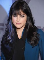 Selma Blair #54260 picture (Portrait Medium)