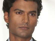 Sendhil Ramamurthy