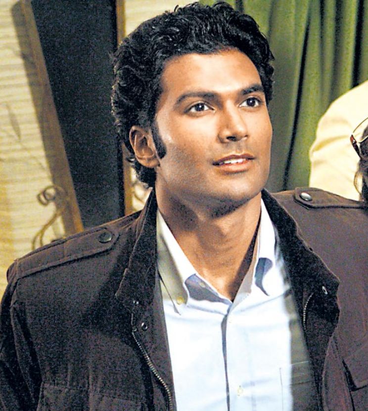 Sendhil Ramamurthy