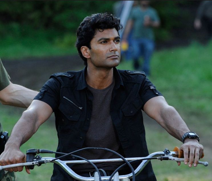 Sendhil Ramamurthy