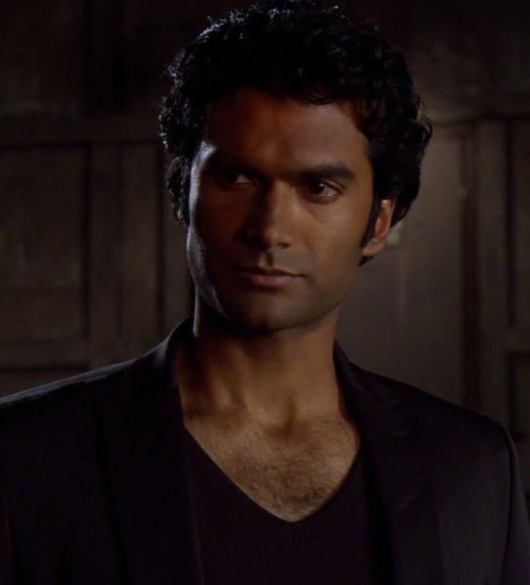 Sendhil Ramamurthy