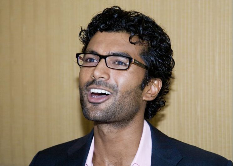 Sendhil Ramamurthy