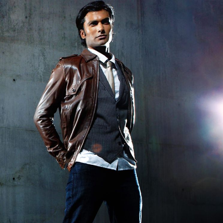 Sendhil Ramamurthy